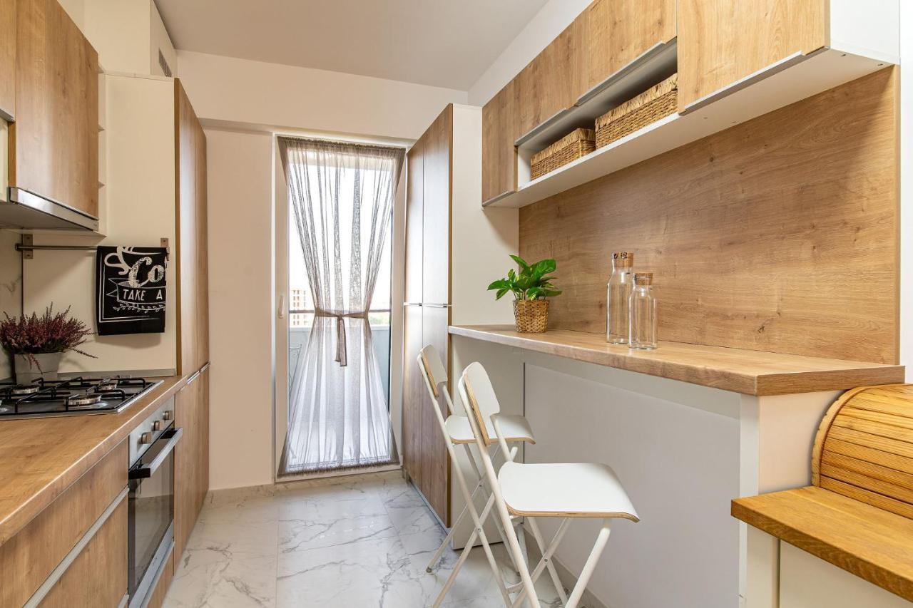 North Likehome Comfort Bucharest Exterior photo
